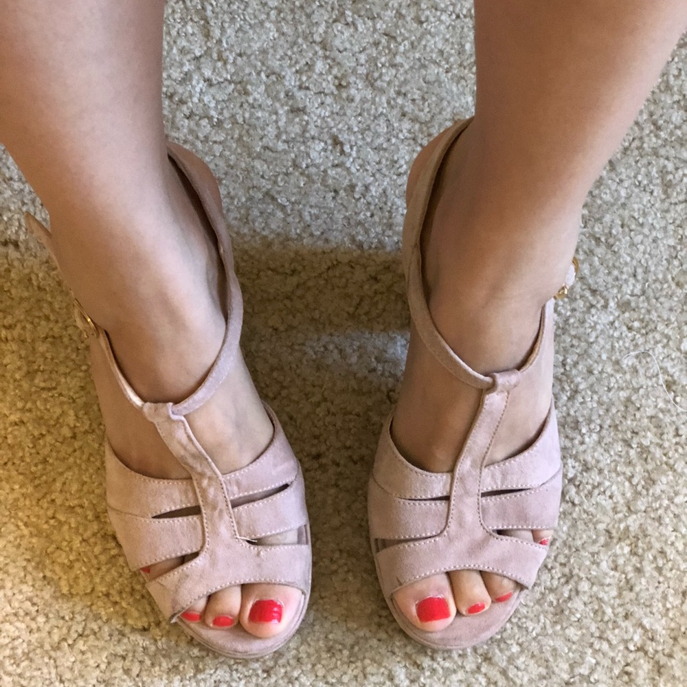 Platform sandals